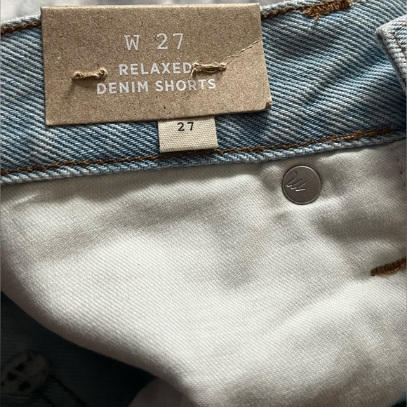 Madewell Relaxed Denim Shorts in Essen Wash Size 27 - Picture 9 of 11
